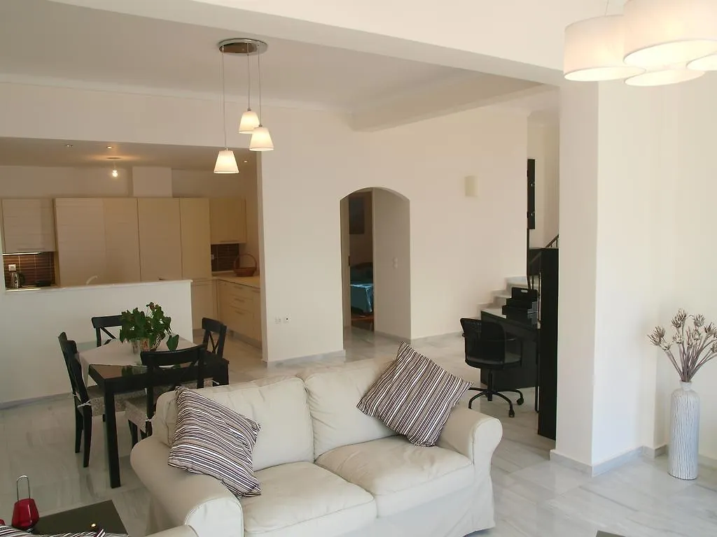 Panoramic Seaview Holiday House ソウダ 0*,